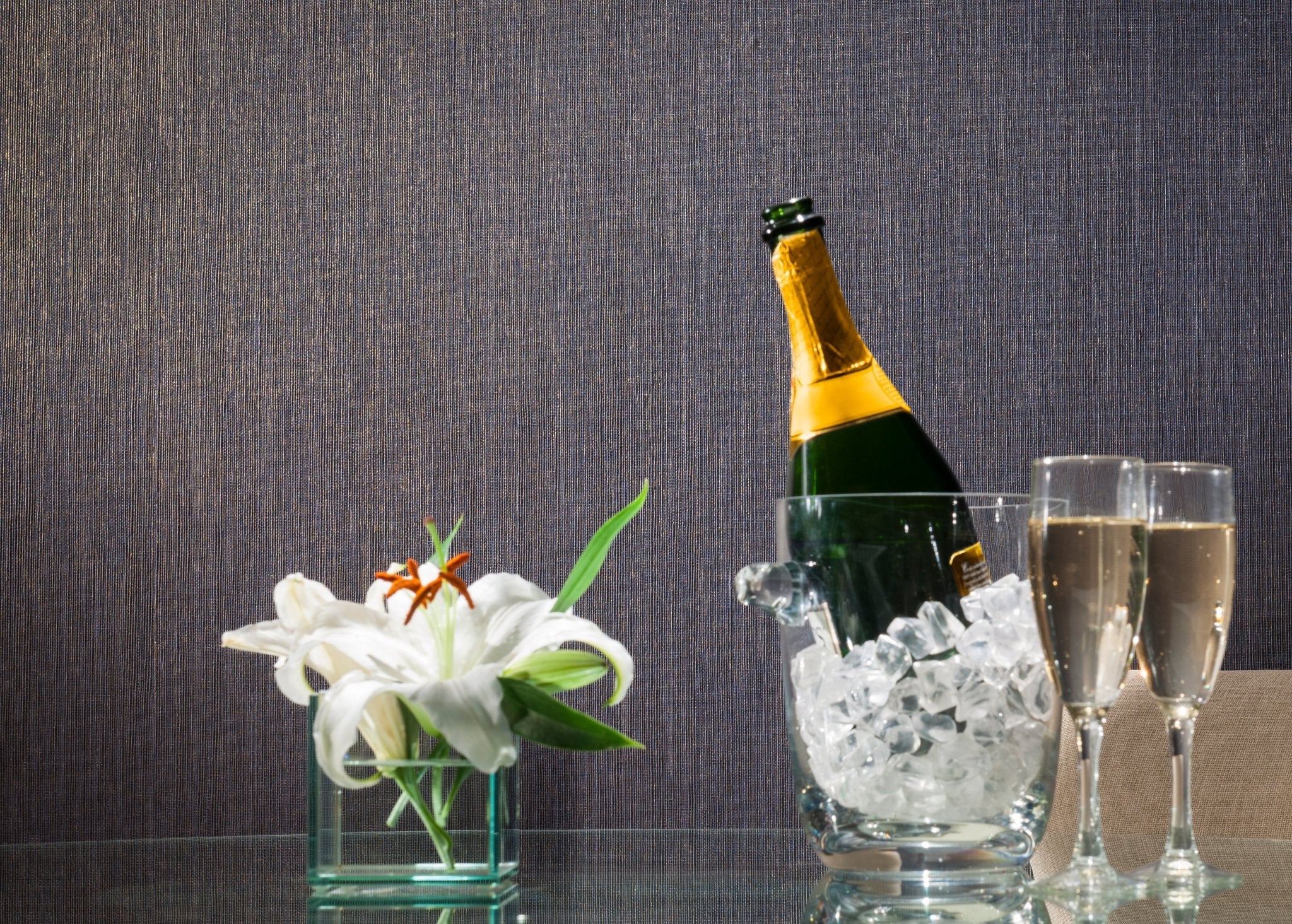 Lustre Strie - T2-LS-26 - Wallcovering - Tower - Kube Contract