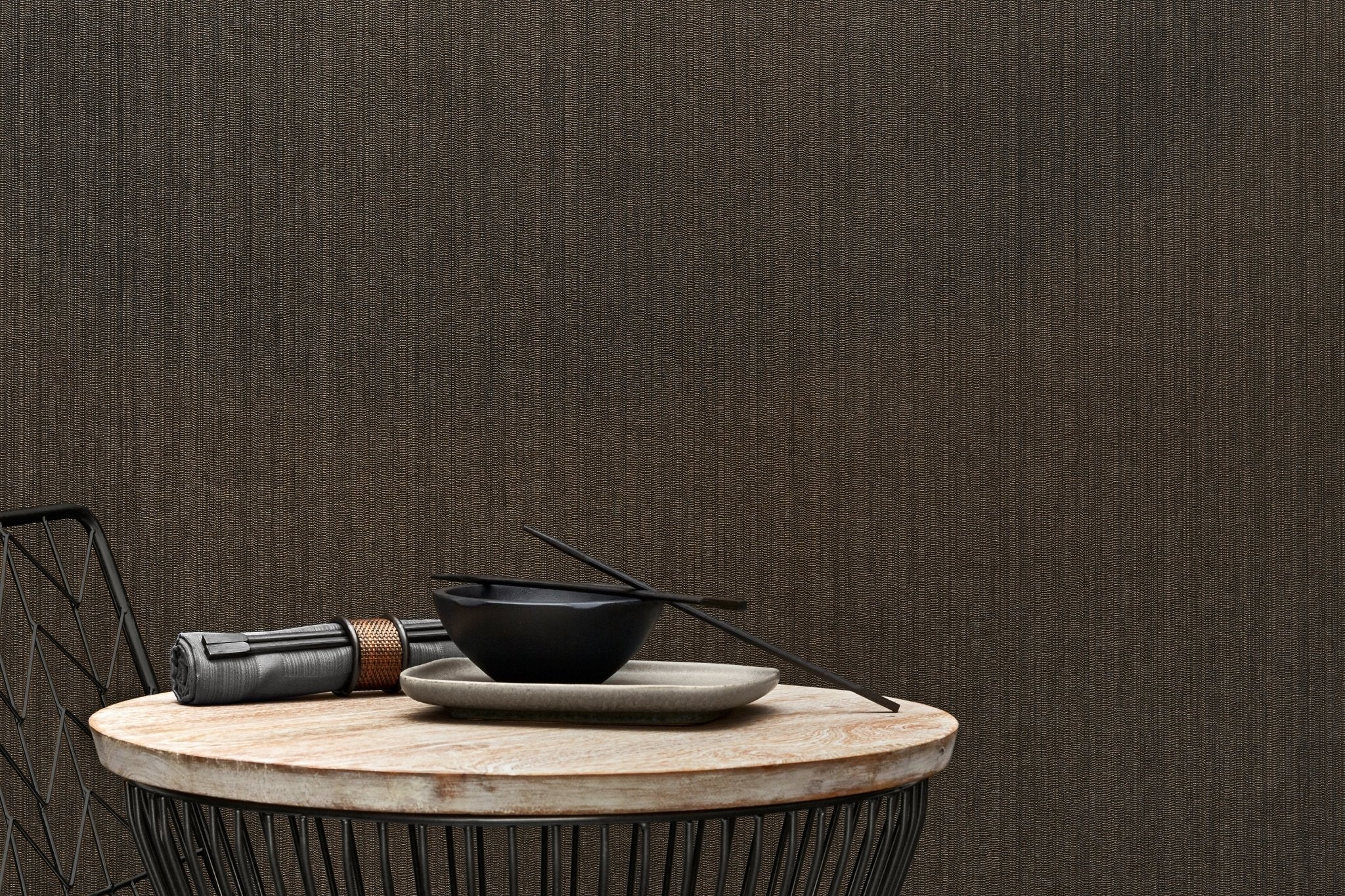 Zipper Zing - T2-ZN-18 - Wallcovering - Tower - Kube Contract